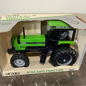 1989 ERTL 9150 Deutz-Allis AWD Tractor 1:16 Scale Diecast Model NRFB